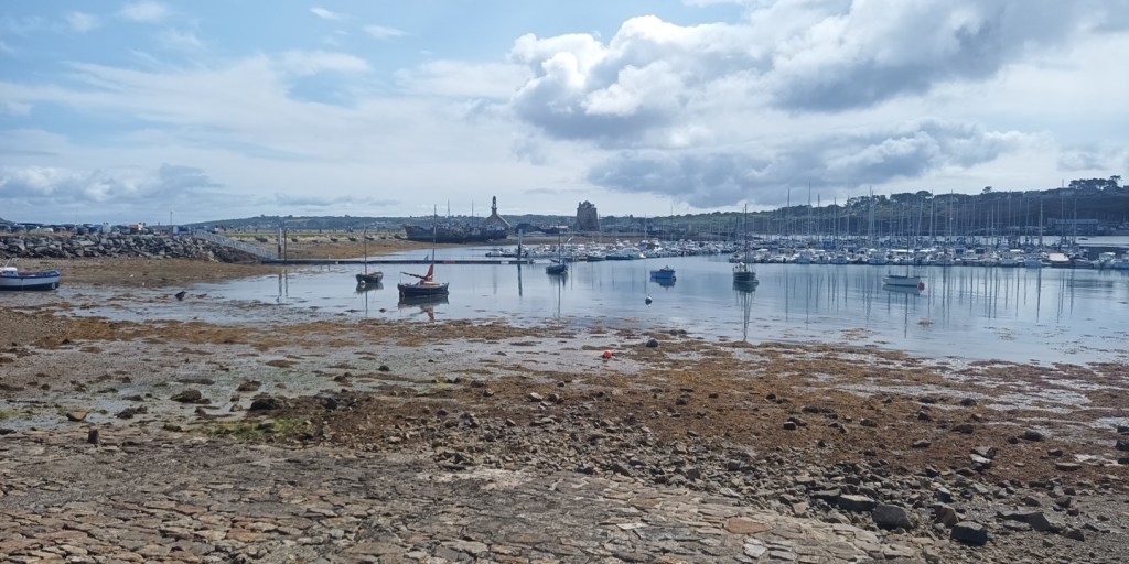 From Douarnenez to Dublin : Saison 3, épisode 1, à travers la&nbsp;Manche